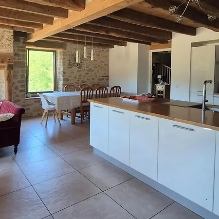 Дом отдыха La Riviere Maison Piscine Emplacement Ideal Autoire