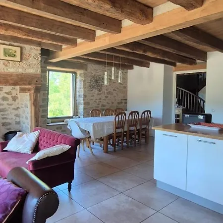 Beautiful Stone House With Private Pool Dordogne Valley بيت للعطل
